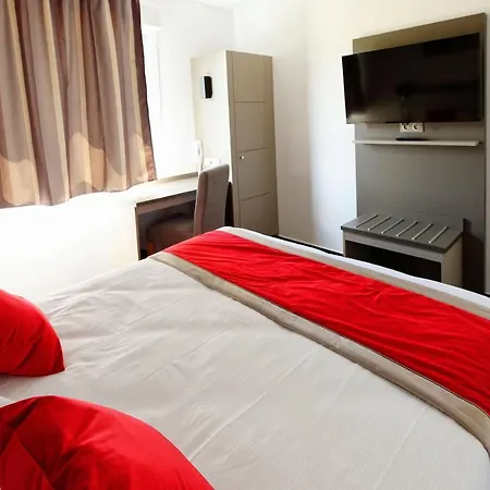Hotel Akena Besancon 3*